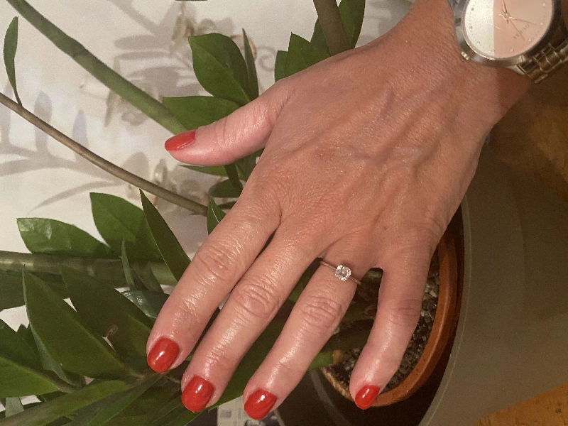 Manucure complète et pose de vernis semi-permanent